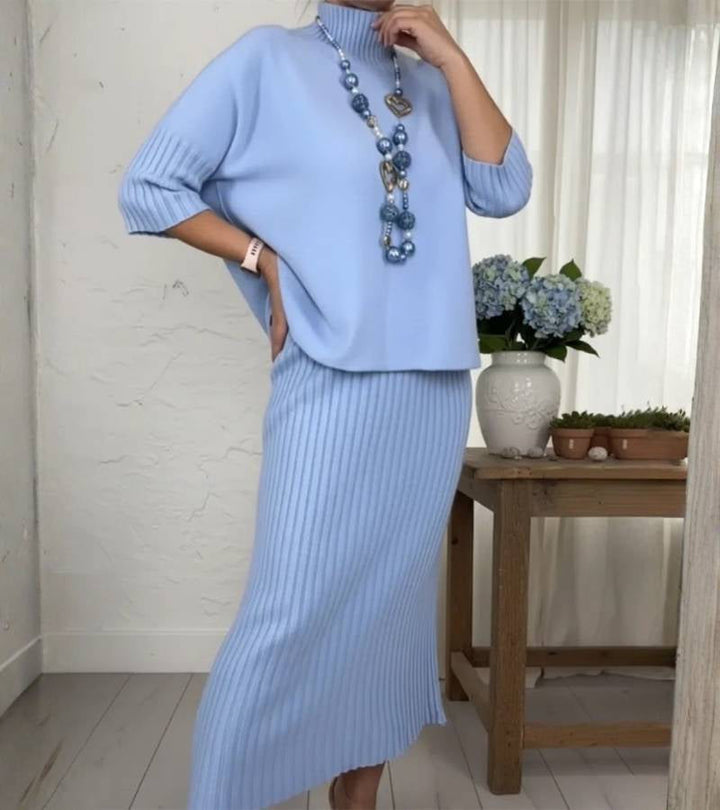 Debora | Strikket sæt med ribbet midinederdel