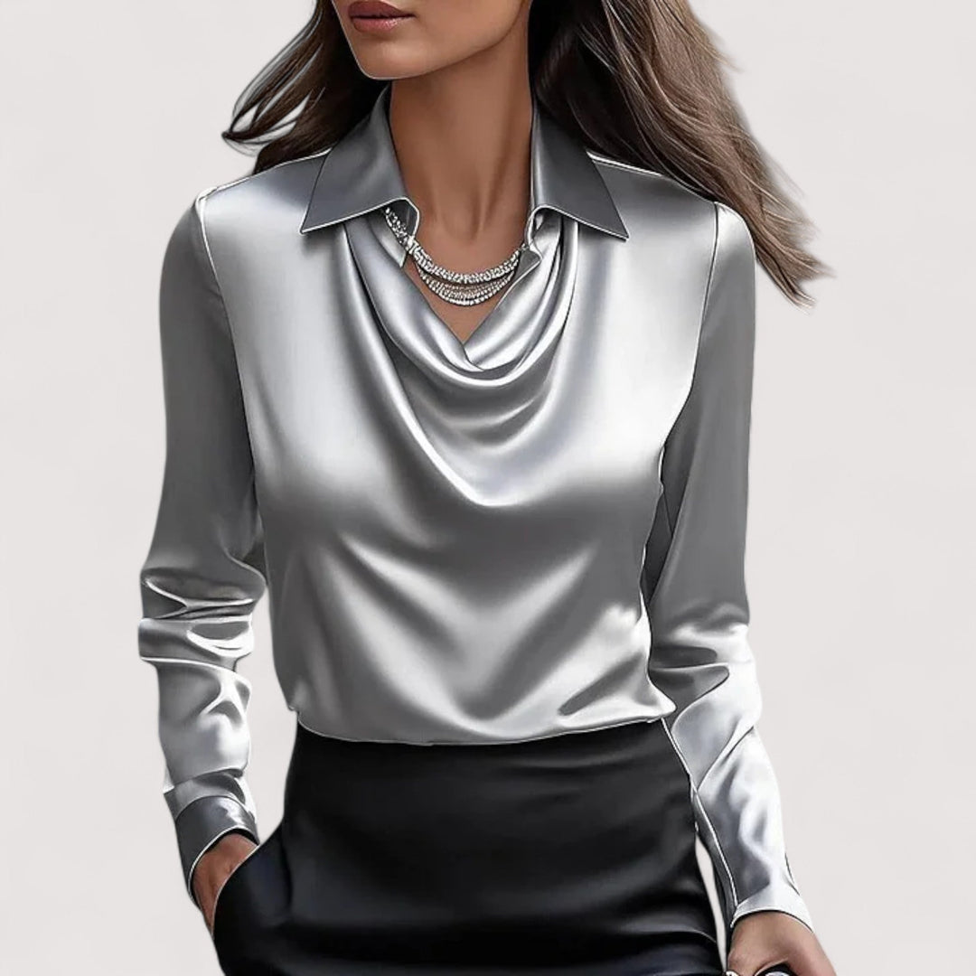 Charlotte™ | Satintop med V-hals