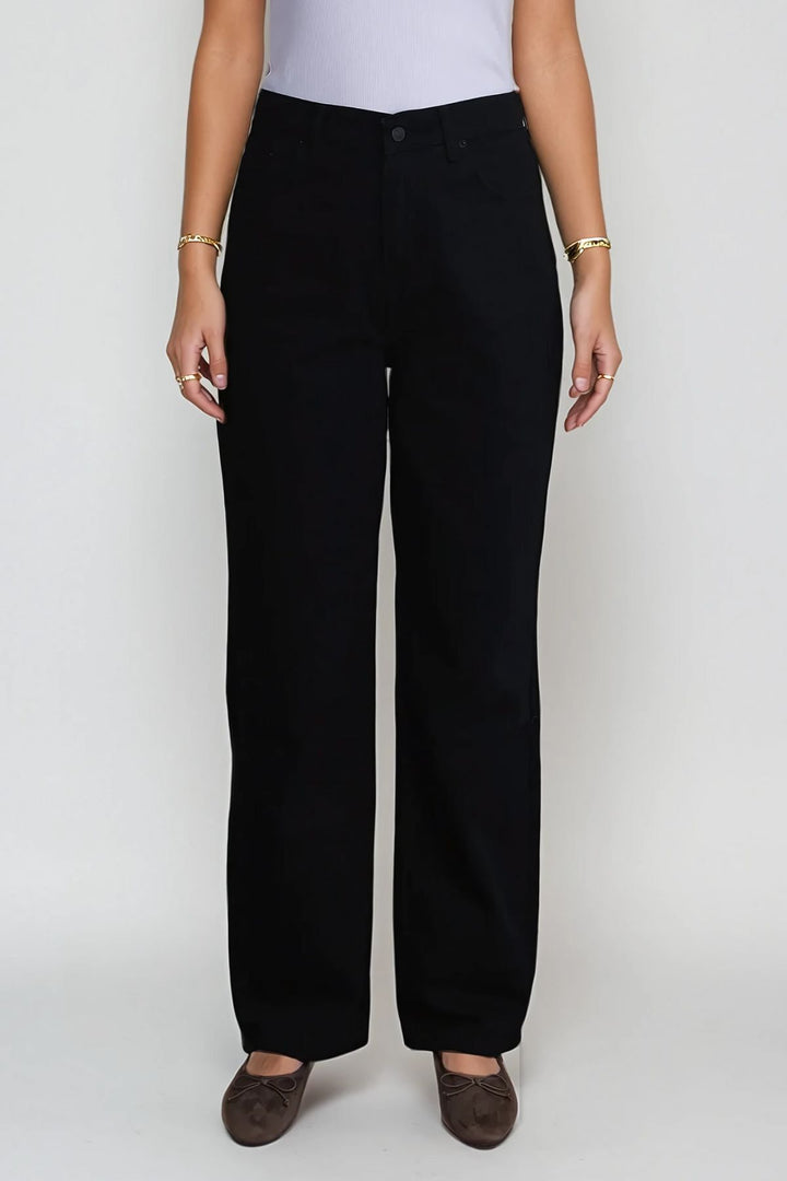 Nora Regular Jeans - Vasket Sort